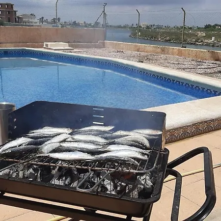 Villa En Veneziola Con Atracadero Privado *