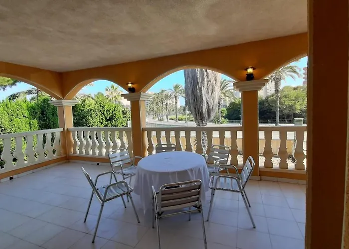 En Veneziola Con Atracadero Privado *