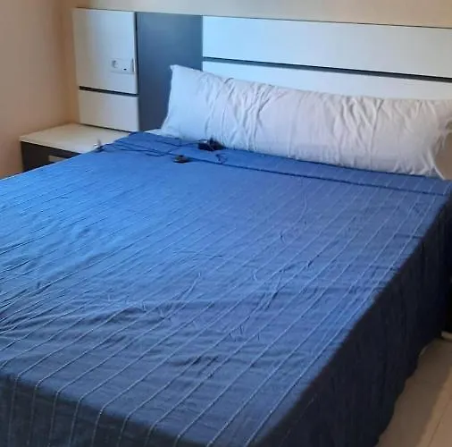 Villa En Veneziola Con Atracadero Privado