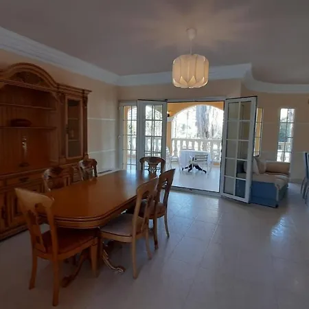 En Veneziola Con Atracadero Privado Villa *