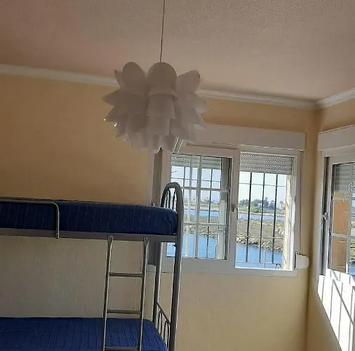 Villa En Veneziola Con Atracadero Privado *